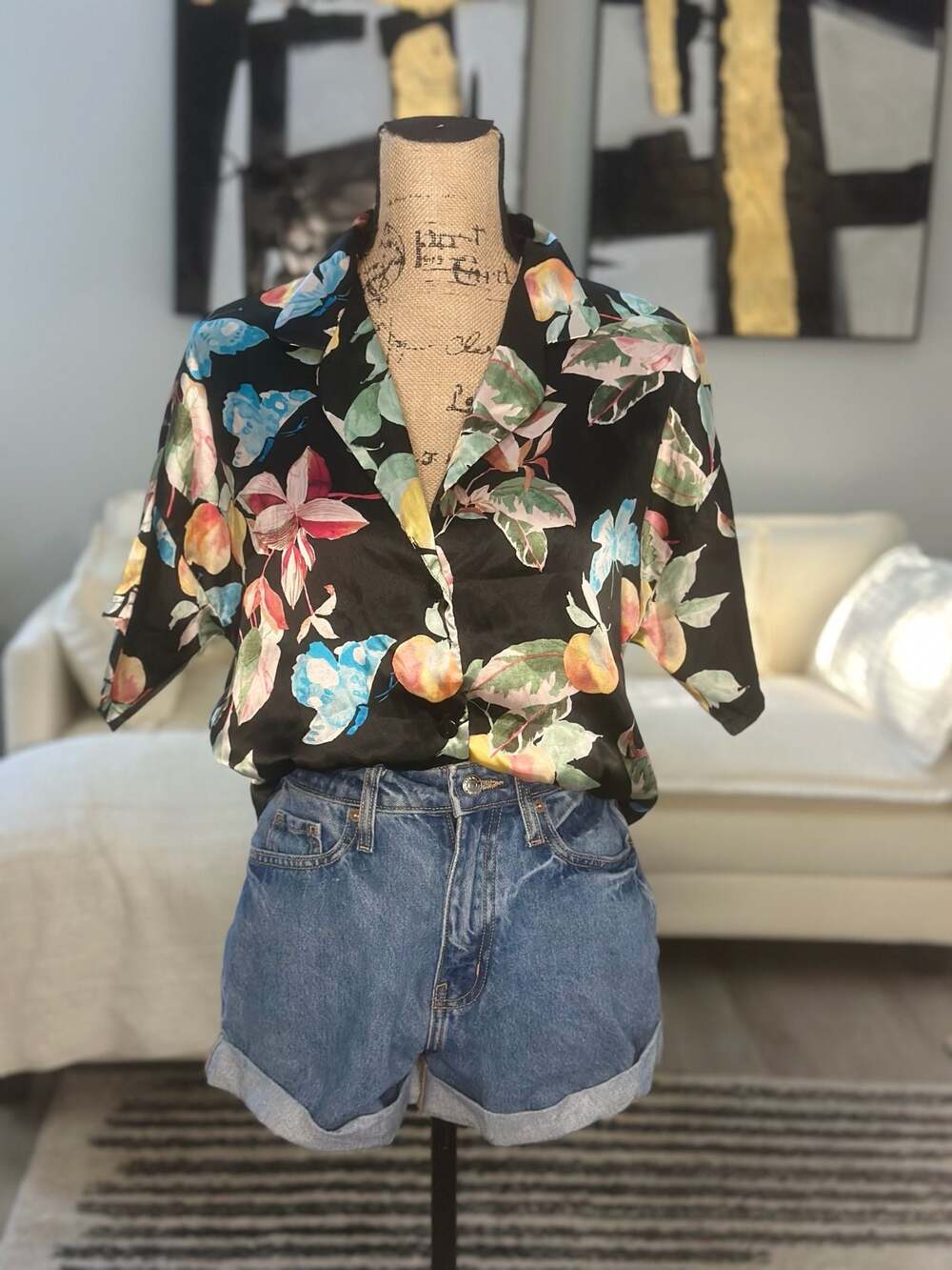 Secret Treasures Women's Short Sleeve Button Down Floral Butterfly Print